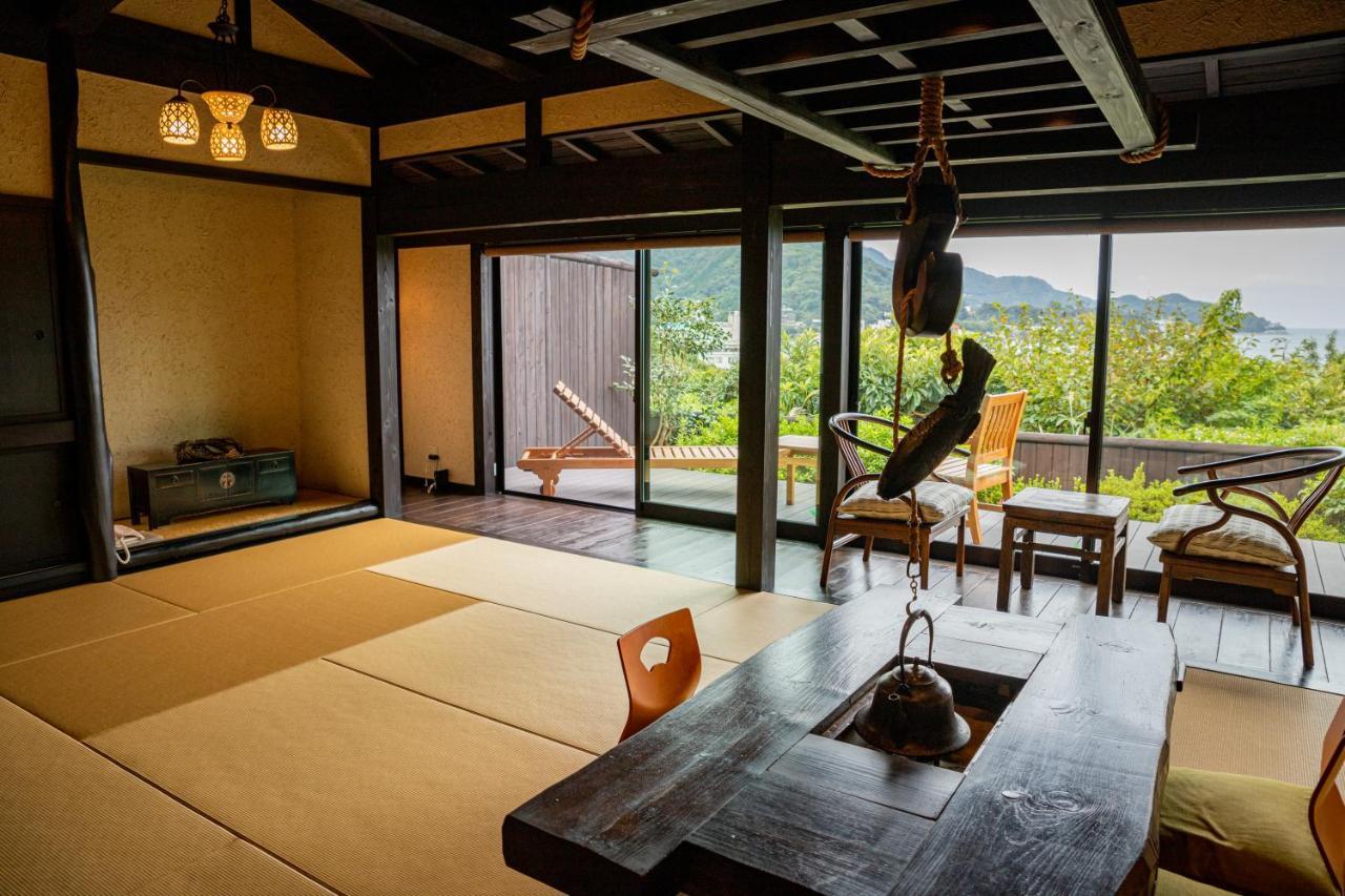 森の入り江の離れ宿 無雙庵枇杷 Izu  Bagian luar foto